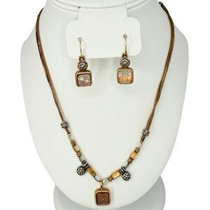 Vintage Liz Claiborne Gold Tone Abalone Shell Jewelry Set Necklace and Earrings